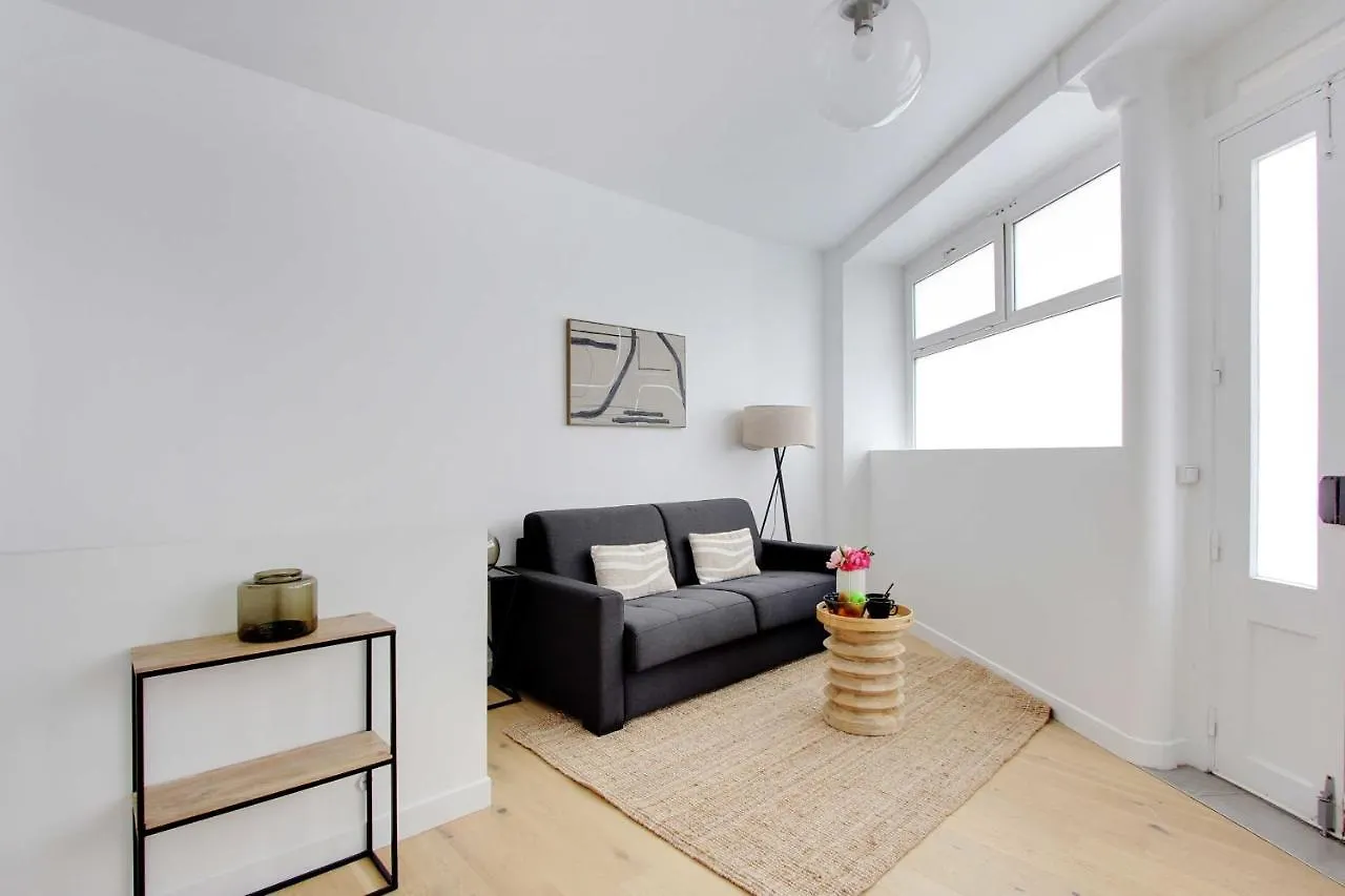 Accueillant Et Moderne - 2Br 4P - Sacre Coeur Apartman Párizs Franciaország