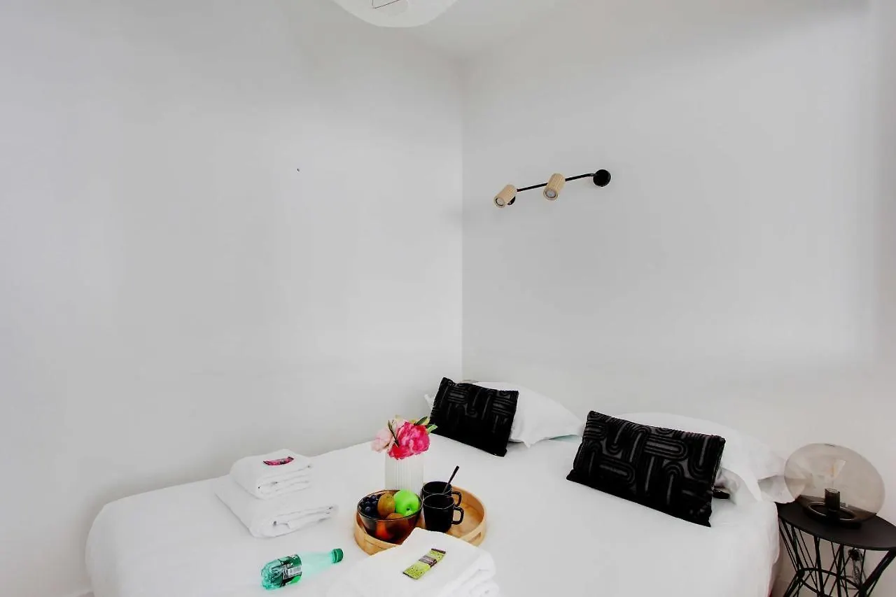 Apartament Accueillant Et Moderne - 2Br 4P - Sacre Coeur Paryż