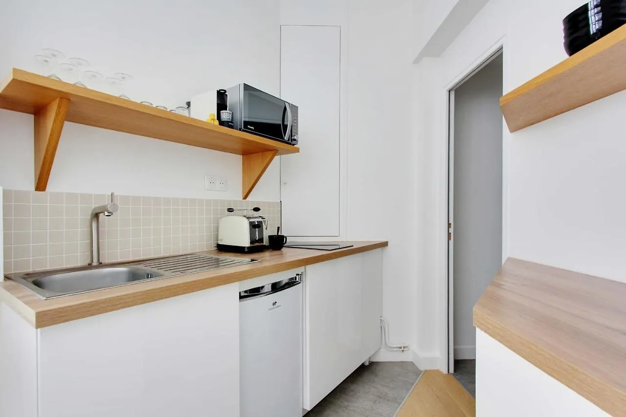 Apartament Accueillant Et Moderne - 2Br 4P - Sacre Coeur Paryż 0*,  Francja